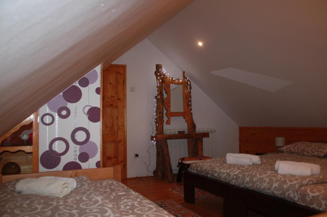 Nikitovic Apartment *