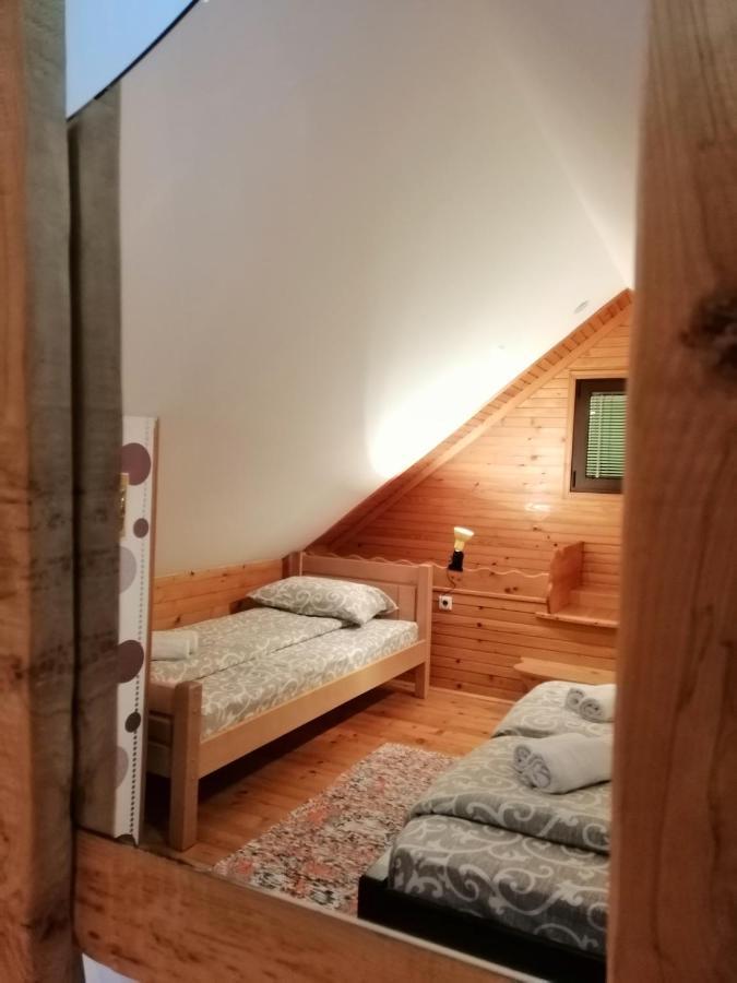 Nikitovic Apartment *
